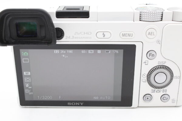 【良品】SONY ソニー ミラーレス一眼 α6000 ボディ ホワイト #LE2025571 - 画像 (12)