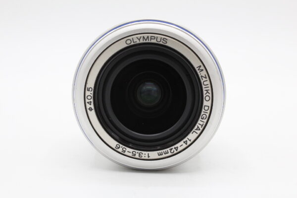 【良品】OLYMPUS オリンパス M.ZUIKO DIGITAL ED 14-42mm F3.5-5.6-SLV #LE20255841 - 画像 (5)