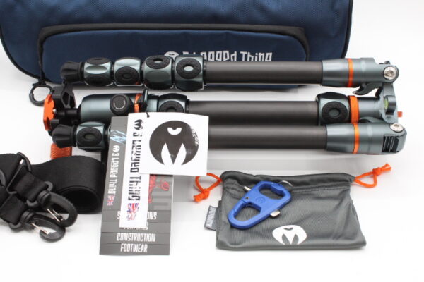 【極美品】3 LEGGED THING スリーレッグドシング Ray ウルトラコンパクト トラベル三脚 グレーボールヘッド付き #LE2025578
