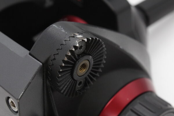 【良品】MANFROTTO マンフロット プロビデオフルード雲台 100mm #LE20255651 - 画像 (9)
