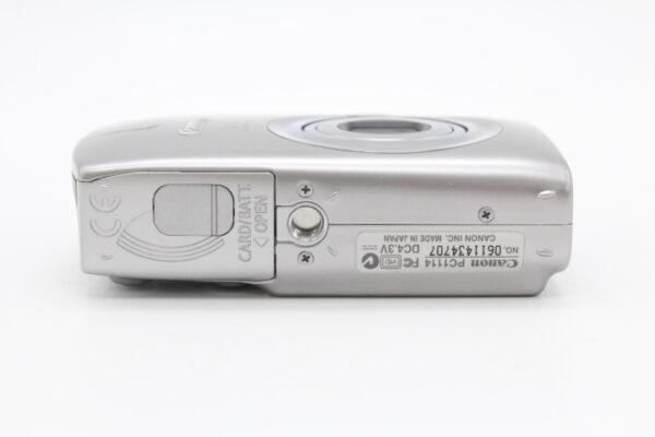 【美品】CANON キヤノン IXY DIGITAL 600 シルバー #LE2024436 - 画像 (11)