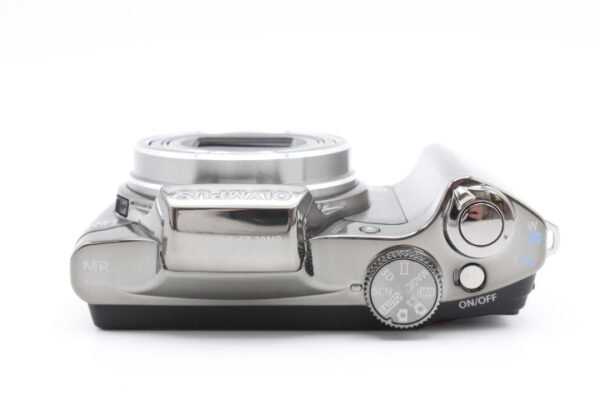 【美品】OLYMPUS オリンパス デジタルカメラ SZ-30MR マルチレコーディング シルバー 1600万画素 光学24倍ズーム 広角25mm #LE2025648 - 画像 (9)