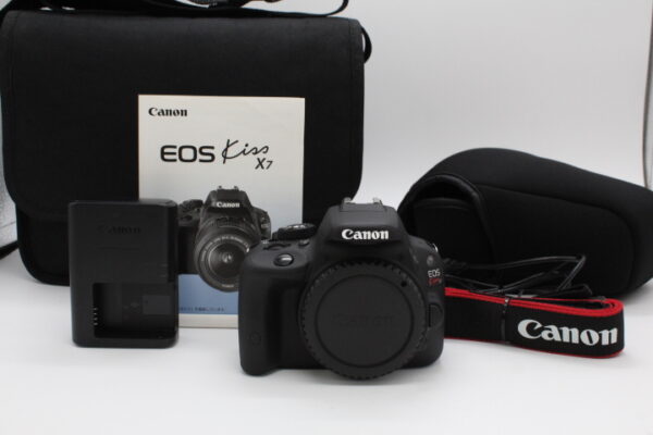 【美品】CANON キヤノン デジタル一眼レフカメラ EOS Kiss X7 ボディー KISSX7-BODY #LE2025654
