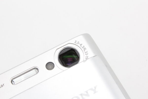 【良品】SONY ソニー デジタルカメラ Cyber-Shot(サイバーショット) T70 ホワイト DSC-T70-W #LE2025653 - 画像 (11)