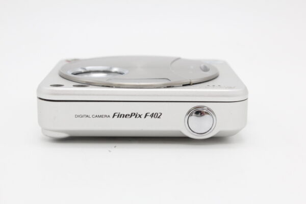 【良品】FUJIFILM 富士フイルム FinePix F402 #LE2025649 - 画像 (9)