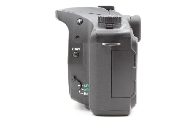 【美品】PENTAX ペンタックス デジタル一眼レフカメラ K10D ボディ #LE2025687 - 画像 (4)