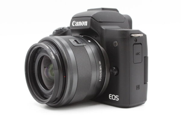 【良品】CANON キヤノン ミラーレス一眼カメラ EOS Kiss M 標準ズームキット ブラック #LE2025729 - 画像 (3)