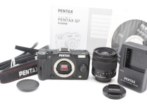 【美品】PENTAX ペンタックス ミラーレス一眼 Q7 ズームレンズキット [02 STANDARD ZOOM] ブラック #LE2025745