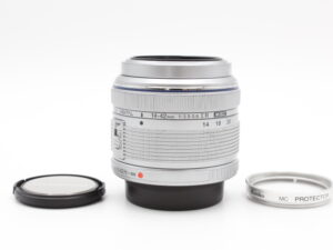 【良品】OLYMPUS オリンパス 標準ズームレンズ M.ZUIKO DIGITAL 14-42mm F3.5-5.6 II R シルバー #LE20257691