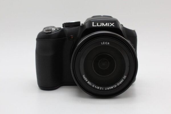 ＜＜化粧箱付き！！＞＞【美品】PANASONIC パナソニック デジタルカメラ ルミックス FZ200 光学24倍 ブラック DMC-FZ200-K #LE2025684 - 画像 (2)