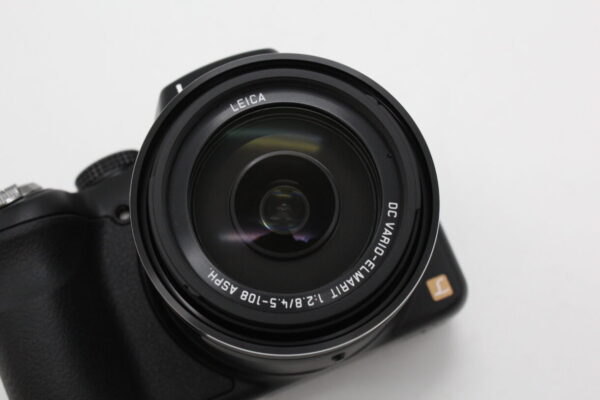 ＜＜化粧箱付き！！＞＞【美品】PANASONIC パナソニック デジタルカメラ ルミックス FZ200 光学24倍 ブラック DMC-FZ200-K #LE2025684 - 画像 (11)