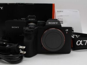 【美品】SONY ソニー フルサイズミラーレス一眼 ブラック α7RM4 ボディ ILCE-7RM4 #LE2025860