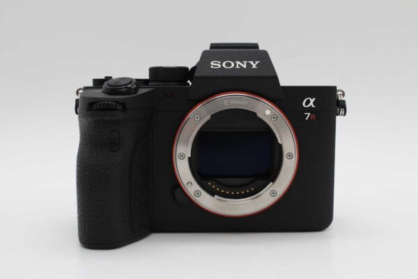 【美品】SONY ソニー フルサイズミラーレス一眼 ブラック α7RM4 ボディ ILCE-7RM4 #LE2025860 - 画像 (2)