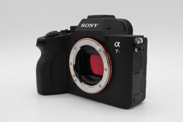 【美品】SONY ソニー フルサイズミラーレス一眼 ブラック α7RM4 ボディ ILCE-7RM4 #LE2025860 - 画像 (3)