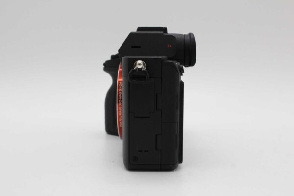 【美品】SONY ソニー フルサイズミラーレス一眼 ブラック α7RM4 ボディ ILCE-7RM4 #LE2025860 - 画像 (4)