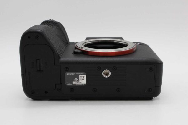 【美品】SONY ソニー フルサイズミラーレス一眼 ブラック α7RM4 ボディ ILCE-7RM4 #LE2025860 - 画像 (10)