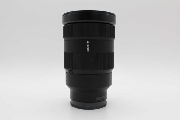 【極美品】SONY ソニー 標準ズームレンズ フルサイズ FE 24-70mm F2.8 GM G Master #LE2025859 - 画像 (3)