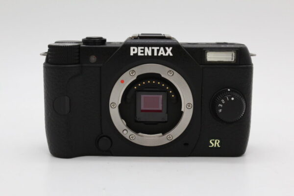 【美品】PENTAX ペンタックス ミラーレス一眼 Q7 ボディ ブラック Q7 BLACK BODY KIT 10407 #LE2025855 - 画像 (2)