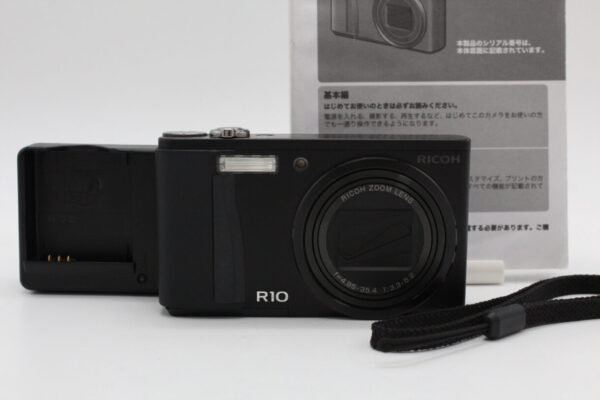 【良品】RICOH リコー デジタルカメラ R10 ブラック R10BK #LE2025844