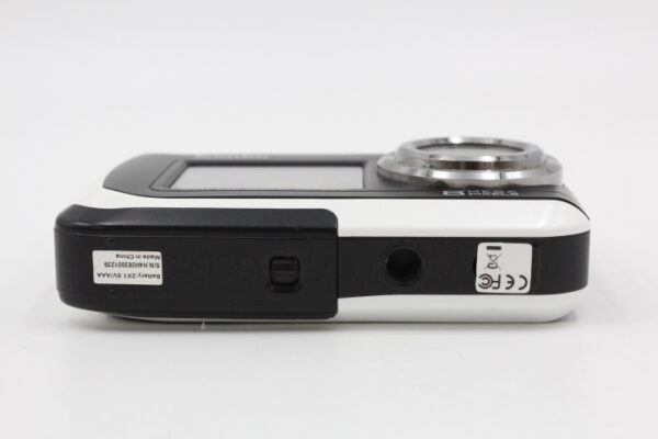 【良品】KENKO ケンコー デュアルモニターデジタルカメラ DSC880DW IPX8相当防水 DSC880DW #LE2025836 - 画像 (10)