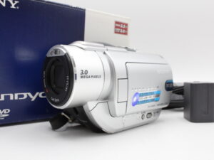 【美品】SONY ソニー デジタルビデオカメラ(DVD方式) グレー [DCR-DVD405] #LE202569711