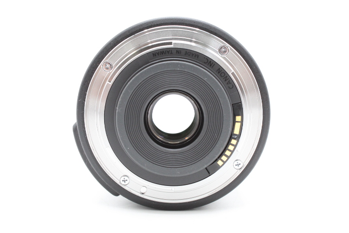 【美品】CANON キヤノン 標準ズームレンズ EF-S18-135mm F3.5-5.6 IS STM #LE2025964 - 画像 (6)