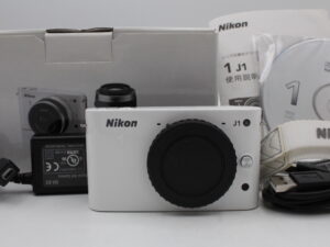 【美品】NIKON ニコン ミラーレス一眼カメラ Nikon 1 J1 ホワイト ボディ #LE202568911