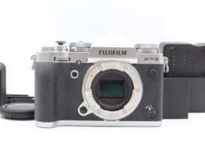 【良品】FUJIFILM 富士フイルム X-T3ボディ シルバー X-T3-S #LE2026421