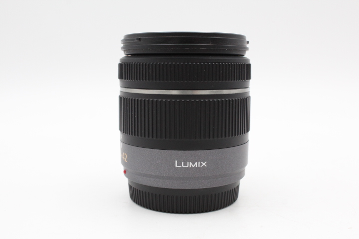 【良品】PANASONIC パナソニック LUMIX G VARIO 14-42mm F3.5-5.6 ASPH. MEGA O.I.S #LE20261861 - 画像 (2)