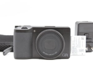 【美品】RICOH リコー GR IIIx 24.2M APS-Cサイズ デジタルカメラ #LE2026103