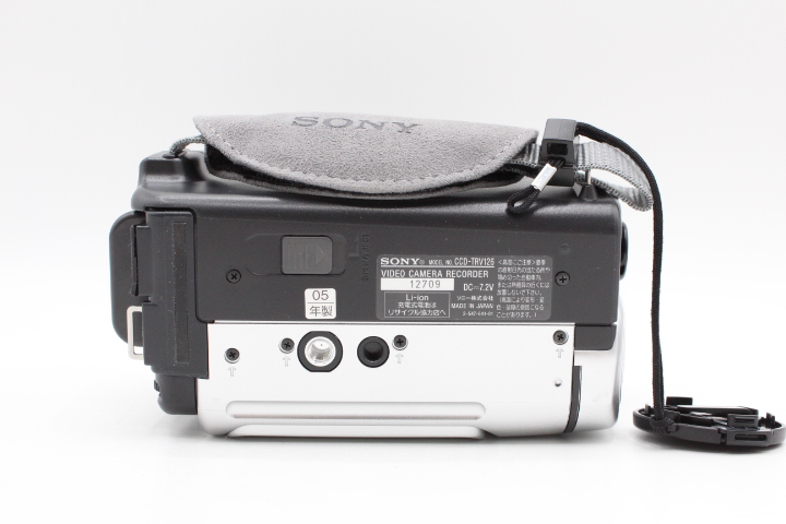 【美品】SONY ソニー 2.5型液晶モニター搭載 録画・再生ハイエイトビデオカメラ CCD-TRV126 #LE2026676 - 画像 (11)