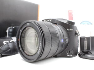 【良品】SONY ソニー デジタルカメラ DSC-RX10M3 F2.4-4.0 24-600mm 2010万画素 ブラック Cyber-shot #LE2026932