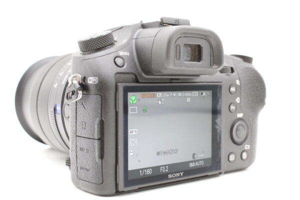良品】SONY ソニー デジタルカメラ DSC-RX10M3 F2.4-4.0 24-600mm 2010