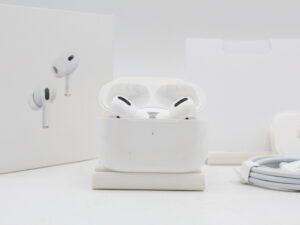 【良品】APPLE アップル AirPods Pro 第2世代 Lightning #LE2027023