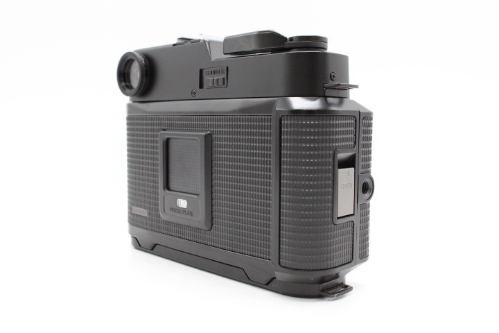 【美品】FUJIFILM フジフイルム GS645S PROFESSIONAL 中判 レンジファインダー カメラ #LE2027118 - 画像 (7)