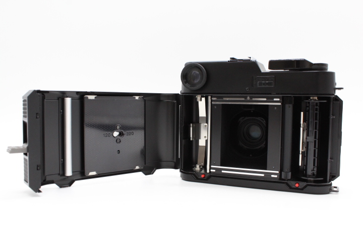 【美品】FUJIFILM フジフイルム GS645S PROFESSIONAL 中判 レンジファインダー カメラ #LE2027118 - 画像 (12)