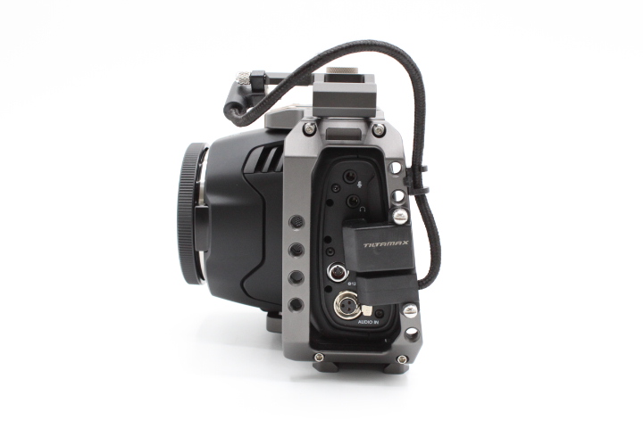 【美品】BLACKMAGIC DESIGN ブラックマジックデザイン Pocket Cinema 6K EFマウント #LE2027939 - 画像 (3)
