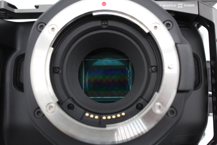 【美品】BLACKMAGIC DESIGN ブラックマジックデザイン Pocket Cinema 6K EFマウント #LE2027939 - 画像 (11)