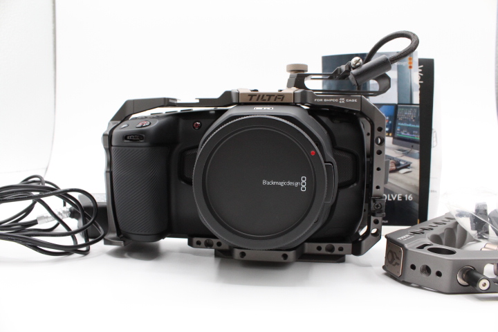 【美品】BLACKMAGIC DESIGN ブラックマジックデザイン Pocket Cinema 6K EFマウント #LE2027941