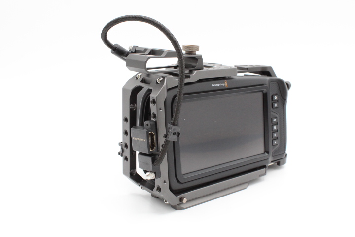 【美品】BLACKMAGIC DESIGN ブラックマジックデザイン Pocket Cinema 6K EFマウント #LE2027941 - 画像 (4)