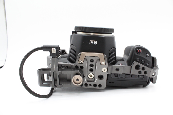【美品】BLACKMAGIC DESIGN ブラックマジックデザイン Pocket Cinema 6K EFマウント #LE2027941 - 画像 (9)
