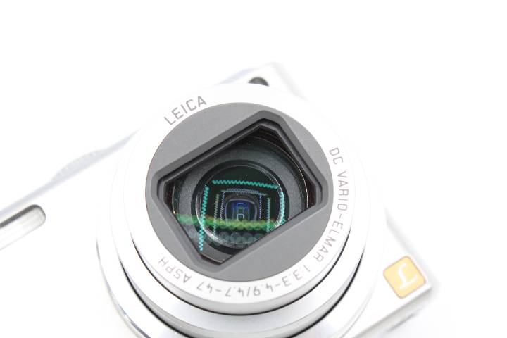 【良品】Panasonic パナソニック デジタルカメラ LUMIX ルミックス シルバー DMC-TZ5-S #LE2028346 - 画像 (4)