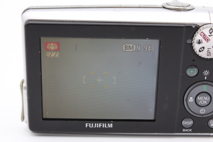 【良品】FUJIFILM 富士フイルム デジタルカメラ FinePix F50fd シルバー 1200万画素 光学3倍ズーム #LE2027674 - 画像 (12)