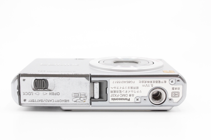 【美品】Panasonic パナソニック デジタルカメラ LUMIX ルミックス FX37 シェルホワイト DMC-FX37-W #LE2028302 - 画像 (5)