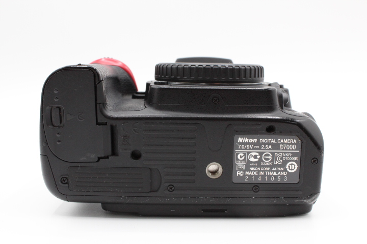 【良品】Nikon ニコン デジタル一眼レフカメラ D7000 ボディー #LE2027745 - 画像 (10)