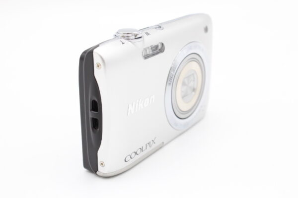 美品】Nikon ニコン Aデジタルカメラ COOLPIX S2900 5倍ズーム 2005万