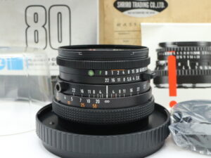 【良品】HASSELBLAD ハッセルブラッド Carl Zeiss Planar F2.8 80mm T* CFレンズ 中判 カメラ レンズ #LE20271232