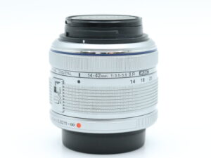 【良品】OLYMPUS オリンパス 標準ズームレンズ M.ZUIKO DIGITAL 14-42mm F3.5-5.6 II シルバー LE2028779
