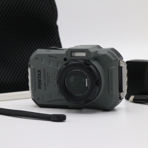 【良品】PENTAX ペンタックス WG-1000 オリーブ 本格防水デジタルカメラ 15m防水 (連続1時間) 2m耐衝撃 防塵仕様 #LE2028025
