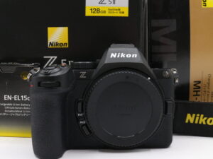 【良品】NIKON ニコン ミラーレス一眼 Z5II ボディ Zマウント フルサイズ #LE2029032